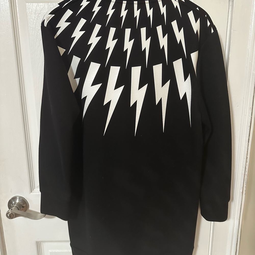 Almost brand new hoodie shirt from Nell Barrett